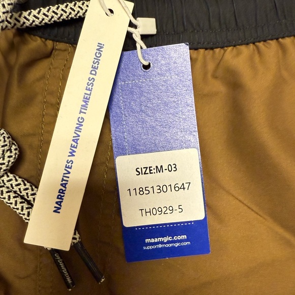 Retro Style Swim Trunks - Picture 2 of 4